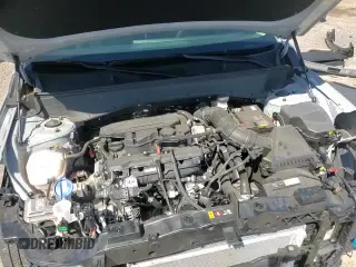 2024 Hyundai Kona Limited with VIN KM8HE3A37RU184899, listed as a Copart auction lot 71785135 with 10,803 mi miles and Salvage title. Bid and sale history available at DreamBid. Image 16.