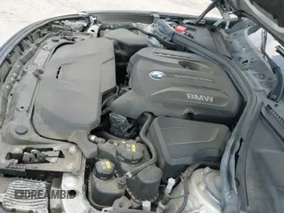 ✅ 2018 BMW 3 Series 330i xDrive • VIN: WBA8Z9C54JG828210 • Lot: 42468521. Wystawiony na IAAI z przebiegiem 72 741 mil. Bezpłatny archiwum sprzedaży aukcyjnych z USA i szczegółowy raport historii pojazdu na DreamBid. Zdjęcie 19.