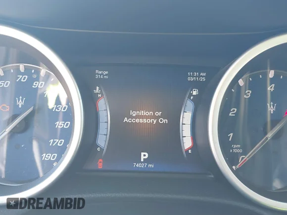 ✅ 2015 Maserati Ghibli • VIN: ZAM57XSA6F1153481 • Лот: 41694942. Опубліковано раніше на IAAI з пробігом 74 027 миль. Безкоштовний доступ до архіву аукціонних продажів зі США та докладний звіт про історію автомобіля на DreamBid. Зображення 7.