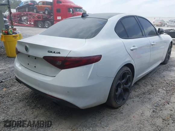 ✅ 2019 Alfa Romeo Giulia • VIN: ZARFAMAN3K7622360 • Lot: 42017395. Listed on IAAI with 40,459 mi. Free auction sales archive from the USA and detailed vehicle history report at DreamBid. Image 4.