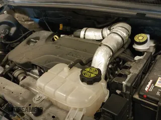 ✅ 2022 Chevrolet Trax LT • VIN: KL7CJPSM8NB536626 • Lot: 43441997. Listed on IAAI with 47,354 mi. Free auction sales archive from the USA and detailed vehicle history report at DreamBid. Image 19.