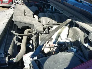 ✅ 2016 Chevrolet Tahoe LTZ • VIN: 1GNSKCKC5GR277834 • Lot: 43462784. Wystawiony na IAAI z przebiegiem 81 286 mil. Bezpłatny archiwum sprzedaży aukcyjnych z USA i szczegółowy raport historii pojazdu na DreamBid. Zdjęcie 18.