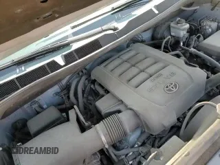 ✅ 2020 Toyota Tundra Limited • VIN: 5TFHY5F15LX898714 • Lot: 71025125. Listed on Copart with 122,389 mi. Free auction sales archive from the USA and detailed vehicle history report at DreamBid. Image 13.