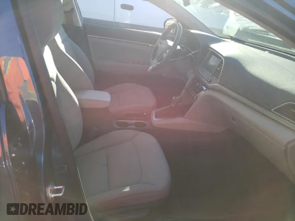 ✅ 2018 Hyundai Elantra Eco • VIN: 5NPD94LA7JH306247 • Lot: 73197222. Wystawiony na Copart z przebiegiem 51 216 mil. Bezpłatny archiwum sprzedaży aukcyjnych z USA i szczegółowy raport historii pojazdu na DreamBid. Zdjęcie 5.