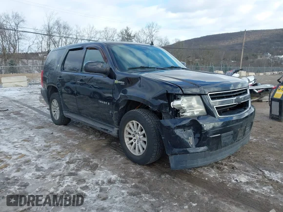 ✅ 2009 Chevrolet Tahoe • VIN: 1GNFK13519R213203 • Lot: 44031349. Wystawiony na IAAI z przebiegiem 118 431 mil. Bezpłatny archiwum sprzedaży aukcyjnych z USA i szczegółowy raport historii pojazdu na DreamBid. Zdjęcie 1.