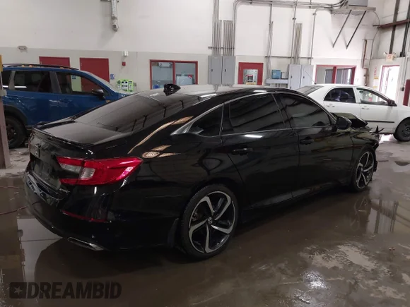 ✅ 2018 Honda Accord Sport • VIN: 1HGCV1F31JA053731 • Lot: 43498443. Wystawiony na IAAI z przebiegiem 124 176 mil. Bezpłatny archiwum sprzedaży aukcyjnych z USA i szczegółowy raport historii pojazdu na DreamBid. Zdjęcie 4.