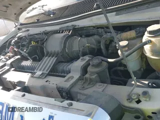 ✅ 2014 Ford Econoline Cargo Commercial • VIN: 1FDSS3ELXEDB15093 • Лот: 41853133. Опубликован ранее на IAAI с пробегом 315 724 миль. Бесплатный доступ к архиву аукционных продаж из США и подробный отчёт об истории автомобиля на DreamBid. Изображение 20.