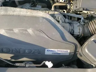 ✅ 2018 Honda Pilot Touring • VIN: 5FNYF5H93JB003463 • Lot: 82285385. Wystawiony na Copart z przebiegiem 103 865 mil. Bezpłatny archiwum sprzedaży aukcyjnych z USA i szczegółowy raport historii pojazdu na DreamBid. Zdjęcie 16.