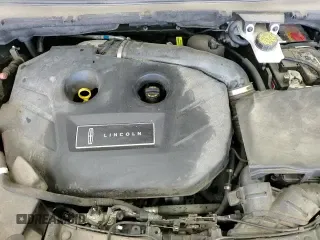 ✅ 2017 Lincoln MKC Reserve • VIN: 5LMTJ3DH3HUL69430 • Lot: 85755635. Wystawiony na Copart z przebiegiem 90 994 mil. Bezpłatny archiwum sprzedaży aukcyjnych z USA i szczegółowy raport historii pojazdu na DreamBid. Zdjęcie 13.