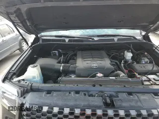 ✅ 2018 Toyota Tundra SR5 • VIN: 5TFAW5F11JX712106 • Lot: 61416535. Wystawiony na Copart z przebiegiem 76 348 mil. Bezpłatny archiwum sprzedaży aukcyjnych z USA i szczegółowy raport historii pojazdu na DreamBid. Zdjęcie 13.