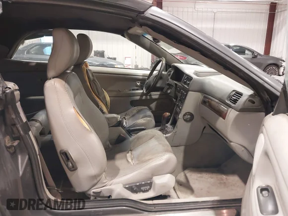 ✅ 2004 Volvo C70 • VIN: YV1NC62D14J043160 • Lot: 41554345. Listed on IAAI with 157,352 mi. Free auction sales archive from the USA and detailed vehicle history report at DreamBid. Image 5.
