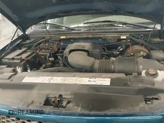 ✅ 2000 Ford F-150 XL • VIN: 1FTRX18L0YNA33201 • Lot: 43077858. Wystawiony na IAAI z przebiegiem Nie podano. Bezpłatny archiwum sprzedaży aukcyjnych z USA i szczegółowy raport historii pojazdu na DreamBid. Zdjęcie 15.