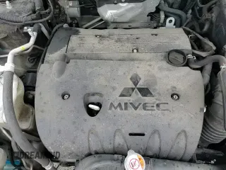 ✅ 2018 Mitsubishi Outlander SE • VIN: JA4AP3AW2JZ034355 • Lot: 84971875. Listed on Copart with 120,288 mi. Free auction sales archive from the USA and detailed vehicle history report at DreamBid. Image 14.