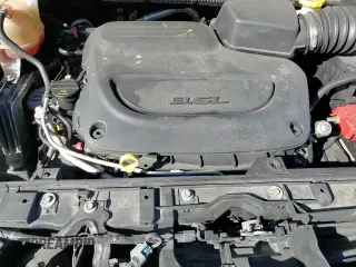 ✅ 2021 Chrysler Voyager LXi • VIN: 2C4RC1DG1MR516990 • Lot: 89911275. Listed on Copart with 73,626 mi. Free auction sales archive from the USA and detailed vehicle history report at DreamBid. Image 15.