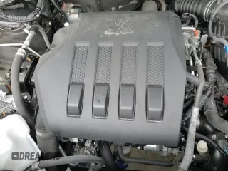 ✅ 2025 Mitsubishi Eclipse Cross SE • VIN: JA4ATWAA1SZ011149 • Lot: 94135065. Wystawiony na Copart z przebiegiem 21 462 mil. Bezpłatny archiwum sprzedaży aukcyjnych z USA i szczegółowy raport historii pojazdu na DreamBid. Zdjęcie 14.