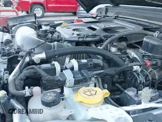 ✅ 2024 Jeep Wrangler Willys • VIN: 1C4PJXDN1RW111631 • Lot: 43548040. Wystawiony na IAAI z przebiegiem 22 153 mil. Bezpłatny archiwum sprzedaży aukcyjnych z USA i szczegółowy raport historii pojazdu na DreamBid. Zdjęcie 20.