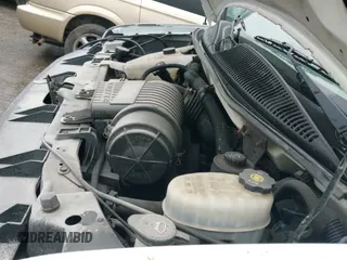 ✅ 2012 Chevrolet Express Cargo • VIN: 1GCWGFCA1C1165566 • Lot: 43452246. Listed on IAAI with 208,123 mi. Free auction sales archive from the USA and detailed vehicle history report at DreamBid. Image 19.