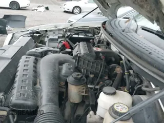 ✅ 2008 Ford F-150 XLT • VIN: 1FTPX14558FA66168 • Lot: 43505669. Wystawiony na IAAI z przebiegiem 165 462 mil. Bezpłatny archiwum sprzedaży aukcyjnych z USA i szczegółowy raport historii pojazdu na DreamBid. Zdjęcie 20.