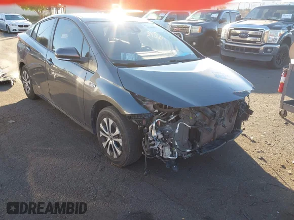 ✅ 2021 Toyota Prius XLE • VIN: JTDKAMFPXM3165771 • Lot: 44160293. Listed on IAAI with 108,677 mi. Free auction sales archive from the USA and detailed vehicle history report at DreamBid. Image 1.