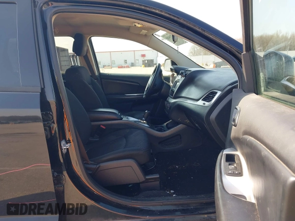 ✅ 2017 Dodge Journey SE • VIN: 3C4PDCAB5HT691352 • Lot: 44739488. Listed on IAAI with 86,500 mi. Free auction sales archive from the USA and detailed vehicle history report at DreamBid. Image 5.