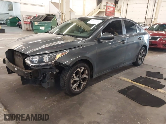✅ 2020 Kia Forte LXS • VIN: 3KPF24AD6LE183638 • Lot: 43944386. Wystawiony na IAAI z przebiegiem 120 990 mil. Bezpłatny archiwum sprzedaży aukcyjnych z USA i szczegółowy raport historii pojazdu na DreamBid. Zdjęcie 2.