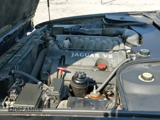 ✅ 2000 Jaguar XJ • VIN: SAJDA14CXYLF05633 • Лот: 43206716. Опубликован ранее на IAAI с пробегом 138 442 миль. Бесплатный доступ к архиву аукционных продаж из США и подробный отчёт об истории автомобиля на DreamBid. Изображение 12.