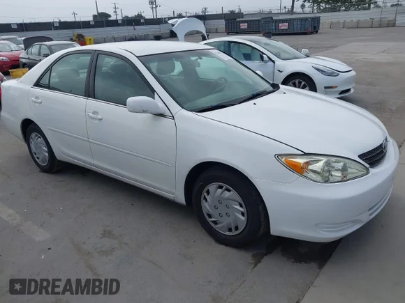 ✅ 2004 Toyota Camry LE • VIN: 4T1BE32K84U332014 • Lot: 45260778. Listed on IAAI with 133,015 mi. Free auction sales archive from the USA and detailed vehicle history report at DreamBid. Image 1.