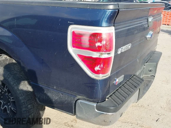 ✅ 2014 Ford F-150 XLT • VIN: 1FTFW1CF3EKF19957 • Лот: 44374680. Опубліковано раніше на IAAI з пробігом 339 136 миль. Безкоштовний доступ до архіву аукціонних продажів зі США та докладний звіт про історію автомобіля на DreamBid. Зображення 6.