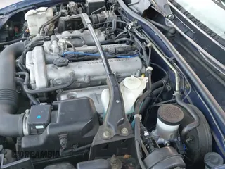 ✅ 2001 Mazda MX-5 Miata • VIN: JM1NB353610206770 • Lot: 43764003. Listed on IAAI with 84,041 mi. Free auction sales archive from the USA and detailed vehicle history report at DreamBid. Image 19.