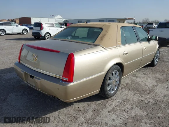 ✅ 2006 Cadillac DTS 1SC • VIN: 1G6KD57Y16U152847 • Лот: 41837998. Опубліковано раніше на IAAI з пробігом 121 531 миль. Безкоштовний доступ до архіву аукціонних продажів зі США та докладний звіт про історію автомобіля на DreamBid. Зображення 4.