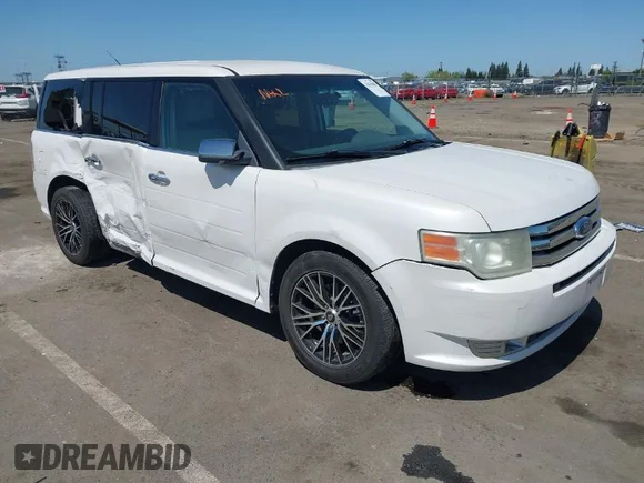 ✅ 2010 Ford Flex Limited • VIN: 2FMHK6DC6ABA84776 • Lot: 42034888. Wystawiony na IAAI z przebiegiem 222 409 mil. Bezpłatny archiwum sprzedaży aukcyjnych z USA i szczegółowy raport historii pojazdu na DreamBid. Zdjęcie 1.