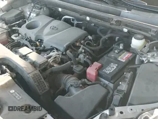 ✅ 2020 Toyota RAV4 XLE • VIN: JTMW1RFV0LD519240 • Lot: 43585577. Wystawiony na IAAI z przebiegiem 48 336 mil. Bezpłatny archiwum sprzedaży aukcyjnych z USA i szczegółowy raport historii pojazdu na DreamBid. Zdjęcie 20.