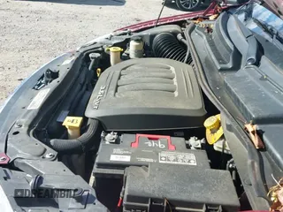 ✅ 2016 Chrysler Town & Country Touring • VIN: 2C4RC1BG6GR301239 • Lot: 43089987. Wystawiony na IAAI z przebiegiem 161 251 mil. Bezpłatny archiwum sprzedaży aukcyjnych z USA i szczegółowy raport historii pojazdu na DreamBid. Zdjęcie 18.