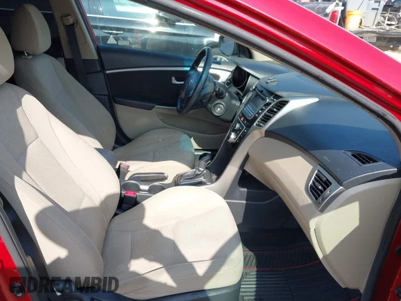 ✅ 2016 Hyundai Elantra • VIN: KMHD35LH0GU337886 • Lot: 45612202. Wystawiony na IAAI z przebiegiem 81 965 mil. Bezpłatny archiwum sprzedaży aukcyjnych z USA i szczegółowy raport historii pojazdu na DreamBid. Zdjęcie 5.