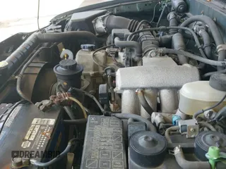 ✅ 2001 Toyota Tacoma • VIN: 5TEVL52N81Z867683 • Lot: 42666363. Wystawiony na IAAI z przebiegiem 176 167 mil. Bezpłatny archiwum sprzedaży aukcyjnych z USA i szczegółowy raport historii pojazdu na DreamBid. Zdjęcie 19.