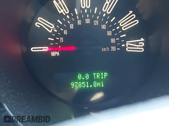 ✅ 2008 Ford Mustang Deluxe • VIN: 1ZVHT80N585174372 • Lot: 44162048. Listed on IAAI with 97,851 mi. Free auction sales archive from the USA and detailed vehicle history report at DreamBid. Image 7.