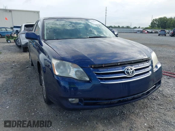 ✅ 2007 Toyota Avalon Limited • VIN: 4T1BK36B17U227743 • Lot: 45602284. Wystawiony na IAAI z przebiegiem 131 636 mil. Bezpłatny archiwum sprzedaży aukcyjnych z USA i szczegółowy raport historii pojazdu na DreamBid. Zdjęcie 6.