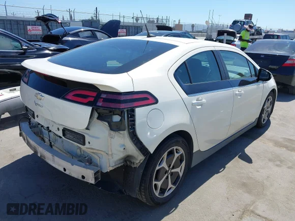 ✅ 2013 Chevrolet Volt • VIN: 1G1RH6E45DU112959 • Лот: 45388879. Опубликован ранее на IAAI с пробегом 197 098 миль. Бесплатный доступ к архиву аукционных продаж из США и подробный отчёт об истории автомобиля на DreamBid. Изображение 4.