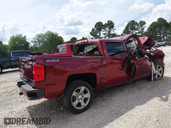 ✅ 2018 Chevrolet Silverado 1500 LT • VIN: 3GCUKREC5JG226860 • Lot: 45218904. Listed on IAAI with Not provided. Free auction sales archive from the USA and detailed vehicle history report at DreamBid. Image 4.