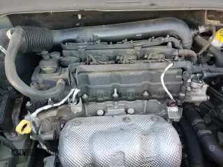 ✅ 2018 Jeep Renegade Latitude • VIN: ZACCJABB3JPJ47310 • Lot: 90824135. Listed on Copart with 126,138 mi. Free auction sales archive from the USA and detailed vehicle history report at DreamBid. Image 14.