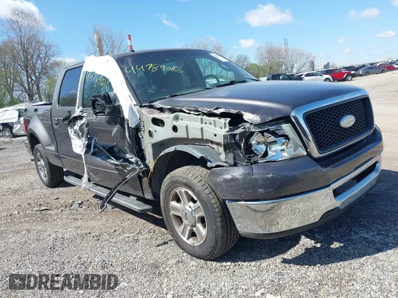✅ 2007 Ford F-150 XLT • VIN: 1FTRW02W77KA89152 • Лот: 44789016. Опубликован ранее на IAAI с пробегом 202 345 миль. Бесплатный доступ к архиву аукционных продаж из США и подробный отчёт об истории автомобиля на DreamBid. Изображение 1.