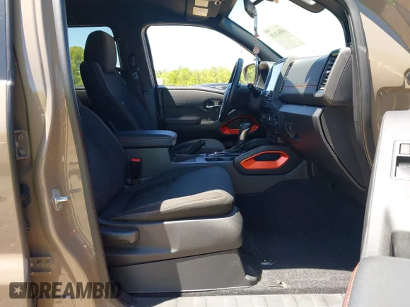 ✅ 2022 Nissan Frontier Pro-X • VIN: 1N6ED1EJ3NN601573 • Lot: 45062420. Wystawiony na IAAI z przebiegiem 48 297 mil. Bezpłatny archiwum sprzedaży aukcyjnych z USA i szczegółowy raport historii pojazdu na DreamBid. Zdjęcie 5.