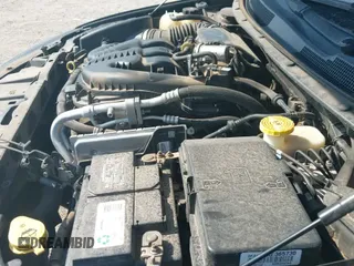 ✅ 2016 Chrysler 200 Limited Platinum • VIN: 1C3CCCAG4GN107152 • Lot: 42892508. Wystawiony na IAAI z przebiegiem 144 492 mil. Bezpłatny archiwum sprzedaży aukcyjnych z USA i szczegółowy raport historii pojazdu na DreamBid. Zdjęcie 19.