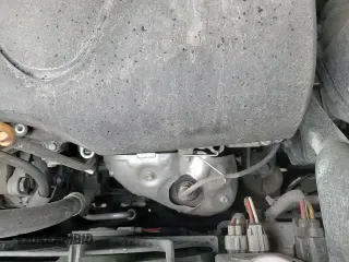 ✅ 2017 Toyota Sienna XLE • VIN: 5TDDZ3DC5HS180985 • Lot: 44531245. Listed on Copart with 126,573 mi. Free auction sales archive from the USA and detailed vehicle history report at DreamBid. Image 14.