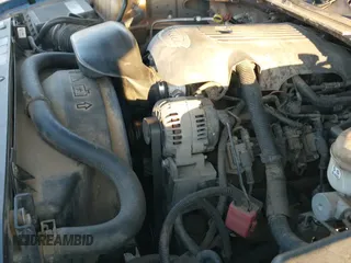 ✅ 2003 Chevrolet Silverado 1500 LS • VIN: 2GCEK19V131261358 • Lot: 43408694. Listed on IAAI with 215,217 mi. Free auction sales archive from the USA and detailed vehicle history report at DreamBid. Image 13.