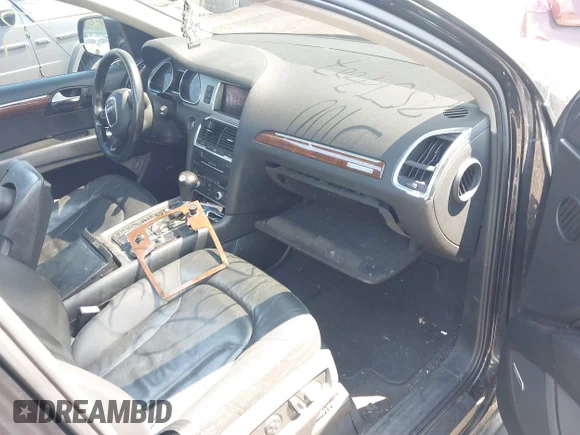 ✅ 2010 Audi Q7 Premium Plus • VIN: WA1LYAFE4AD001591 • Lot: 42732576. Wystawiony na IAAI z przebiegiem 167 480 mil. Bezpłatny archiwum sprzedaży aukcyjnych z USA i szczegółowy raport historii pojazdu na DreamBid. Zdjęcie 5.