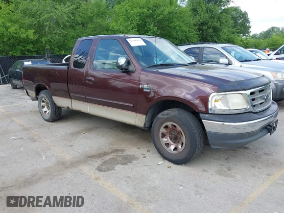 ✅ 2000 Ford F-150 XL • VIN: 1FTPX17LXYNA52377 • Лот: 42265332. Опубликован ранее на IAAI с пробегом 220 971 миль. Бесплатный доступ к архиву аукционных продаж из США и подробный отчёт об истории автомобиля на DreamBid. Изображение 1.