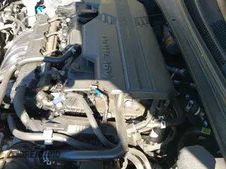 ✅ 2025 Hyundai Elantra SEL Convenience • VIN: KMHLS4DG9SU935756 • Lot: 43623411. Wystawiony na IAAI z przebiegiem 16 630 mil. Bezpłatny archiwum sprzedaży aukcyjnych z USA i szczegółowy raport historii pojazdu na DreamBid. Zdjęcie 20.