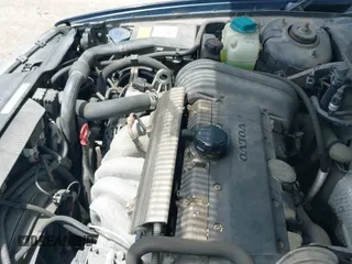 ✅ 2000 Volvo V70 • VIN: YV1LW61J7Y2650265 • Lot: 42618821. Listed on IAAI with 234,931 mi. Free auction sales archive from the USA and detailed vehicle history report at DreamBid. Image 12.