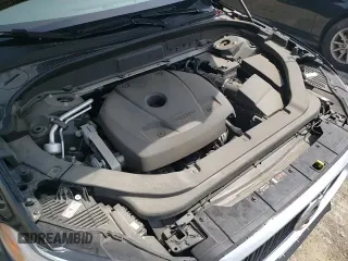 ✅ 2018 Volvo XC60 Momentum • VIN: LYVA22RKXJB074139 • Lot: 49112525. Listed on Copart with 70,040 mi. Free auction sales archive from the USA and detailed vehicle history report at DreamBid. Image 14.